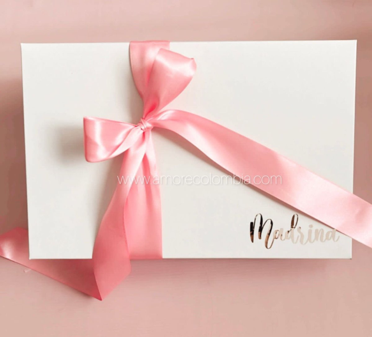 Kit Salute: Bata y Copa en Caja Regalo - Imagen 2